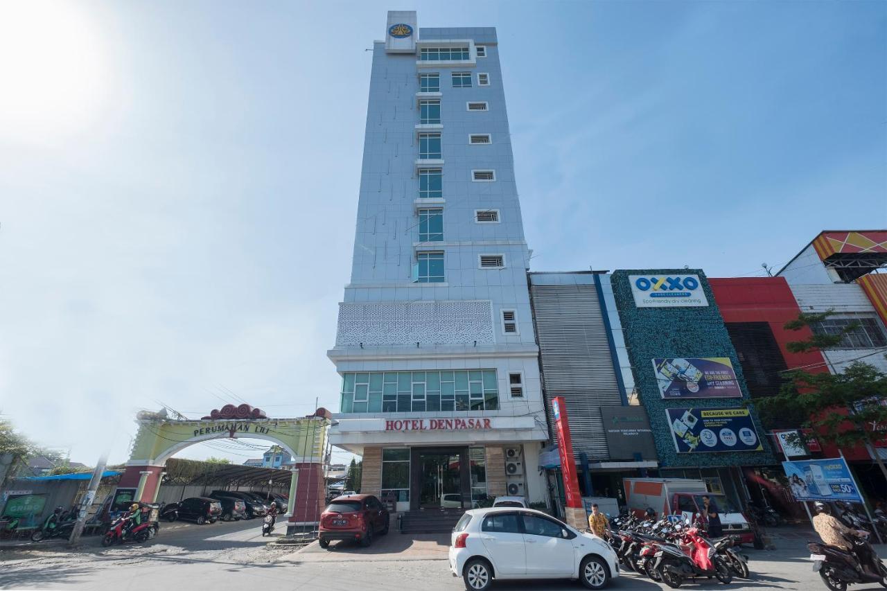Oyo 1114 Hotel Denpasar Makassar Extérieur photo